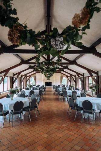 Mariage au château de la Poterie – La Chapelle‑sur‑Erdre (Loire‑Atlantique).